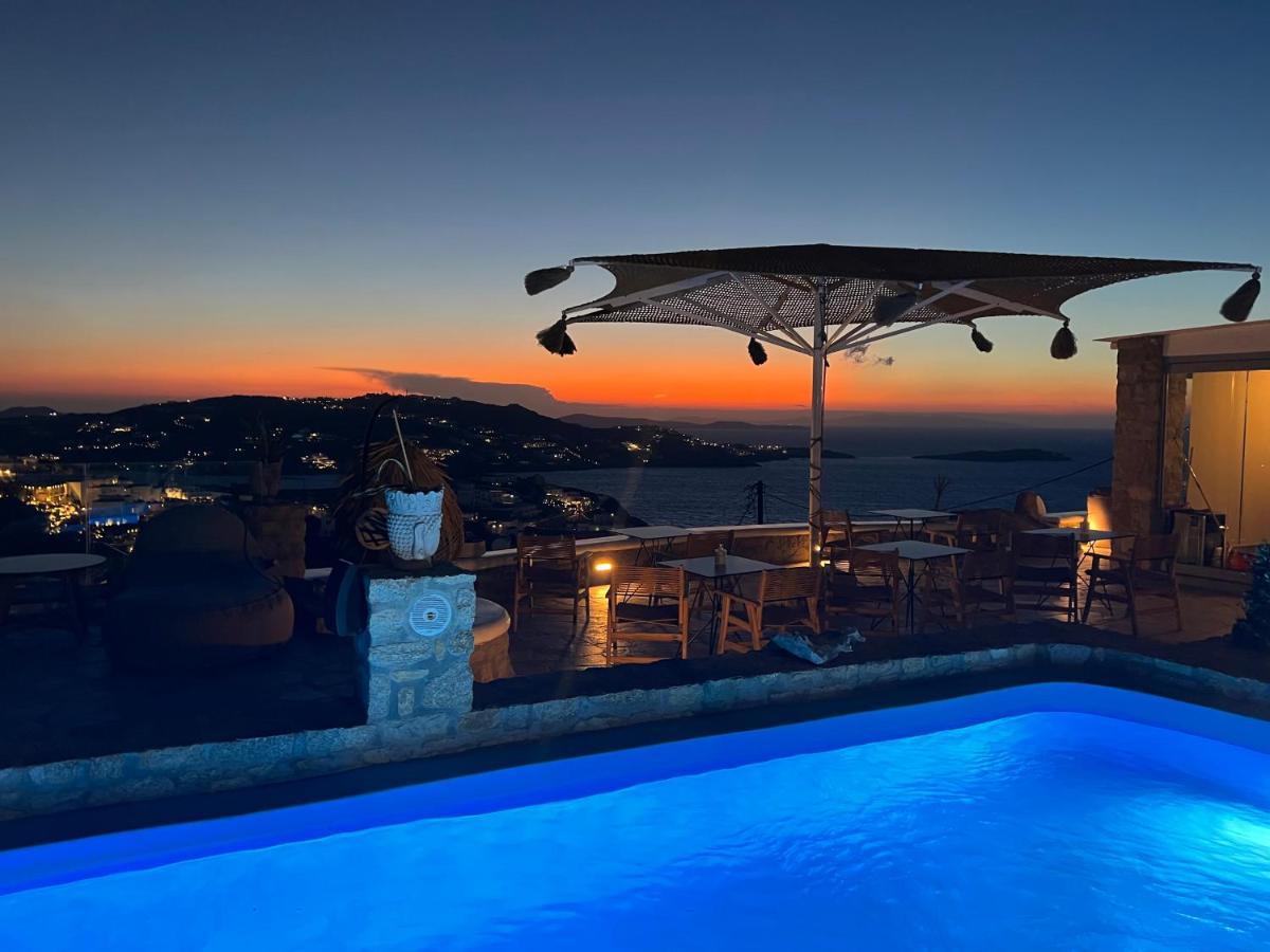 Chill Out * Mykonos Town